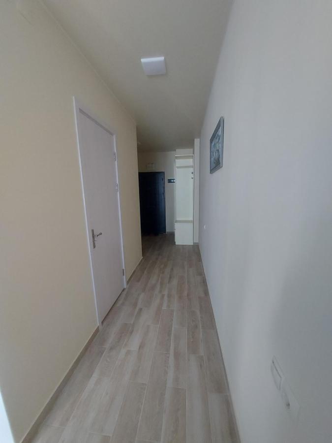 Andrew'S 2 Rooms Apartment In Batumi Ანდრიას 2 Ოთახიანი Აპარტამენტი Ბათუმში Екстер'єр фото